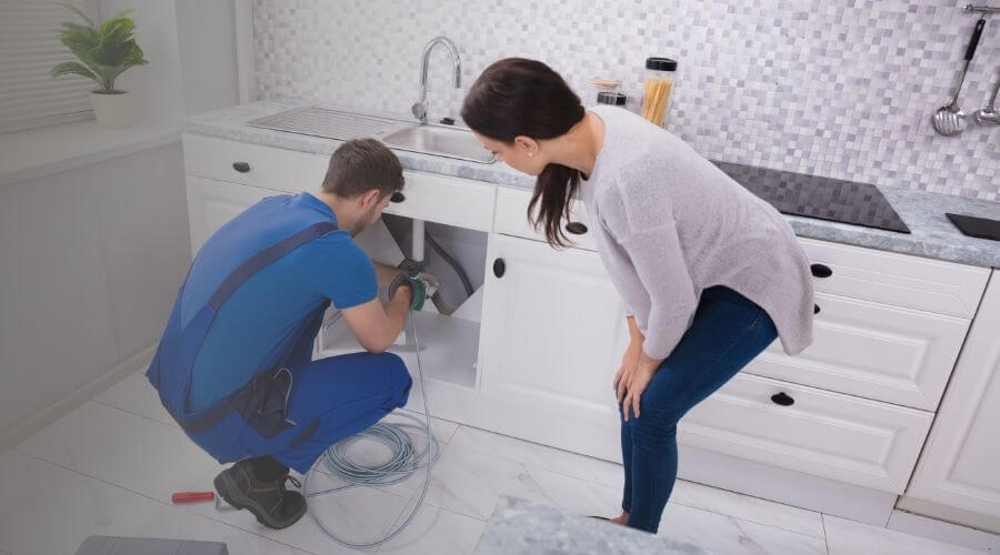 Professional water heater repair in Commiskey, IN